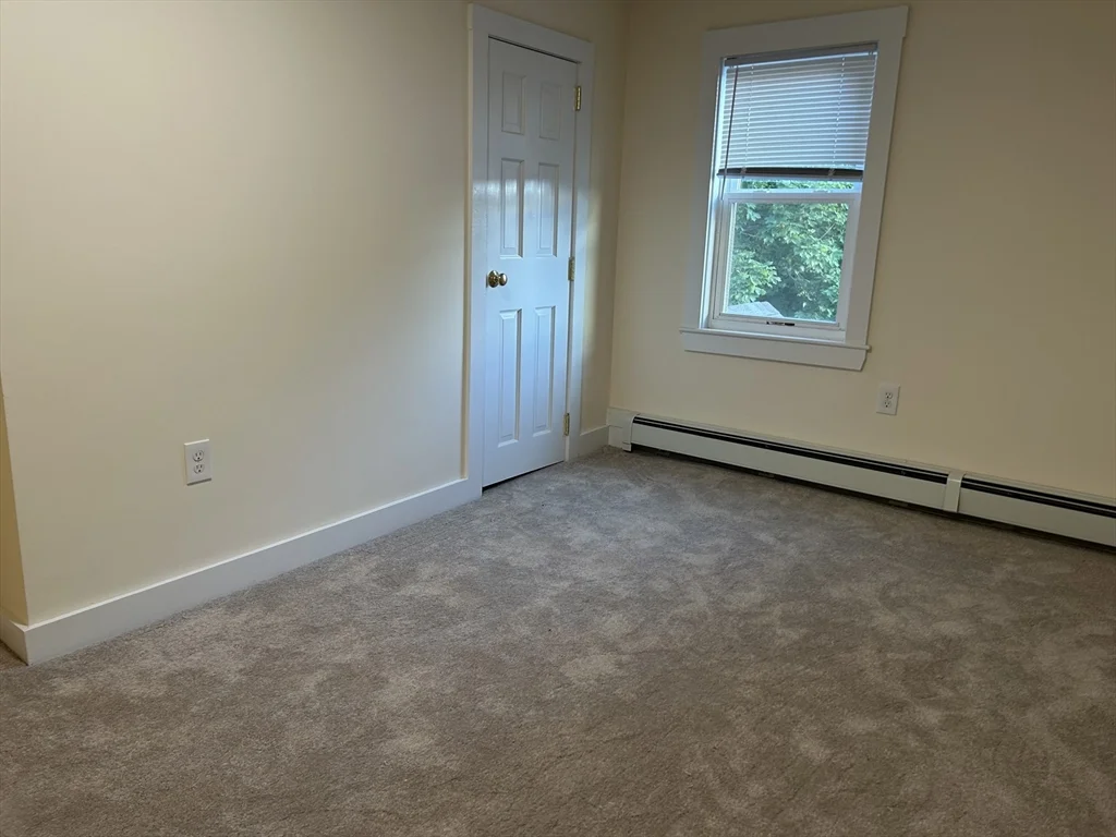 3 bed, 1 bath apartment for rent at 5 Quigley Ct Unit 5, Winchester — photo 14 of 14
