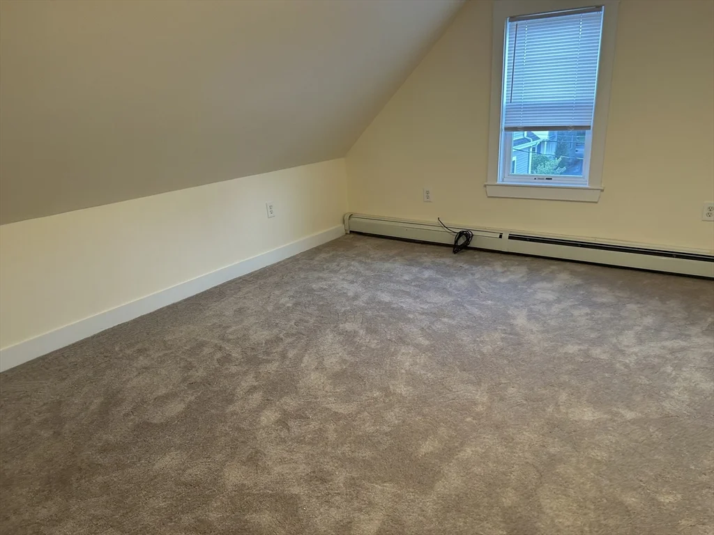 3 bed, 1 bath apartment for rent at 5 Quigley Ct Unit 5, Winchester — photo 12 of 14