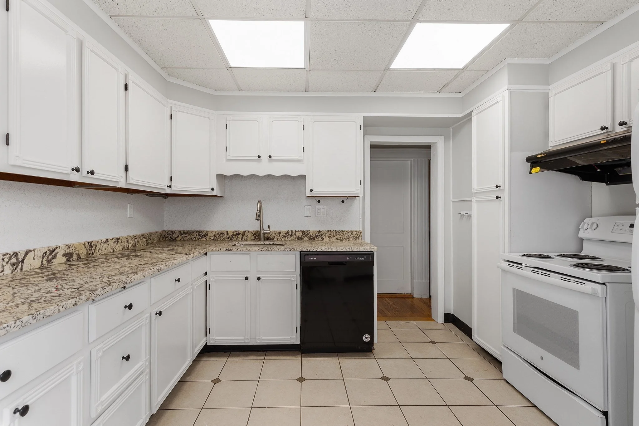 3 bed, 2 bath apartment for rent at 5 Quincy St Unit 1, Arlington — photo 11 of 34