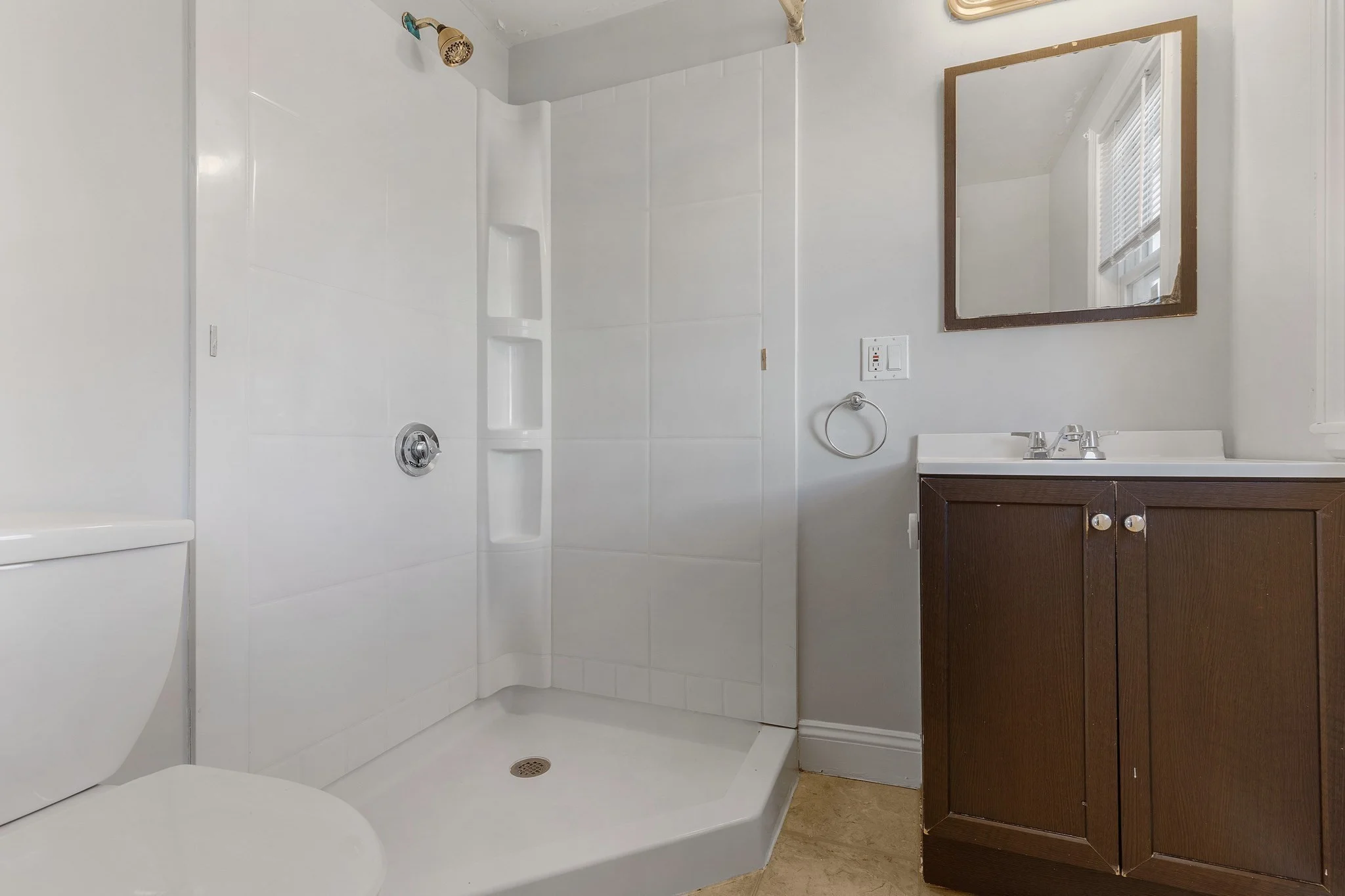 3 bed, 2 bath apartment for rent at 5 Quincy St Unit 1, Arlington — photo 26 of 34