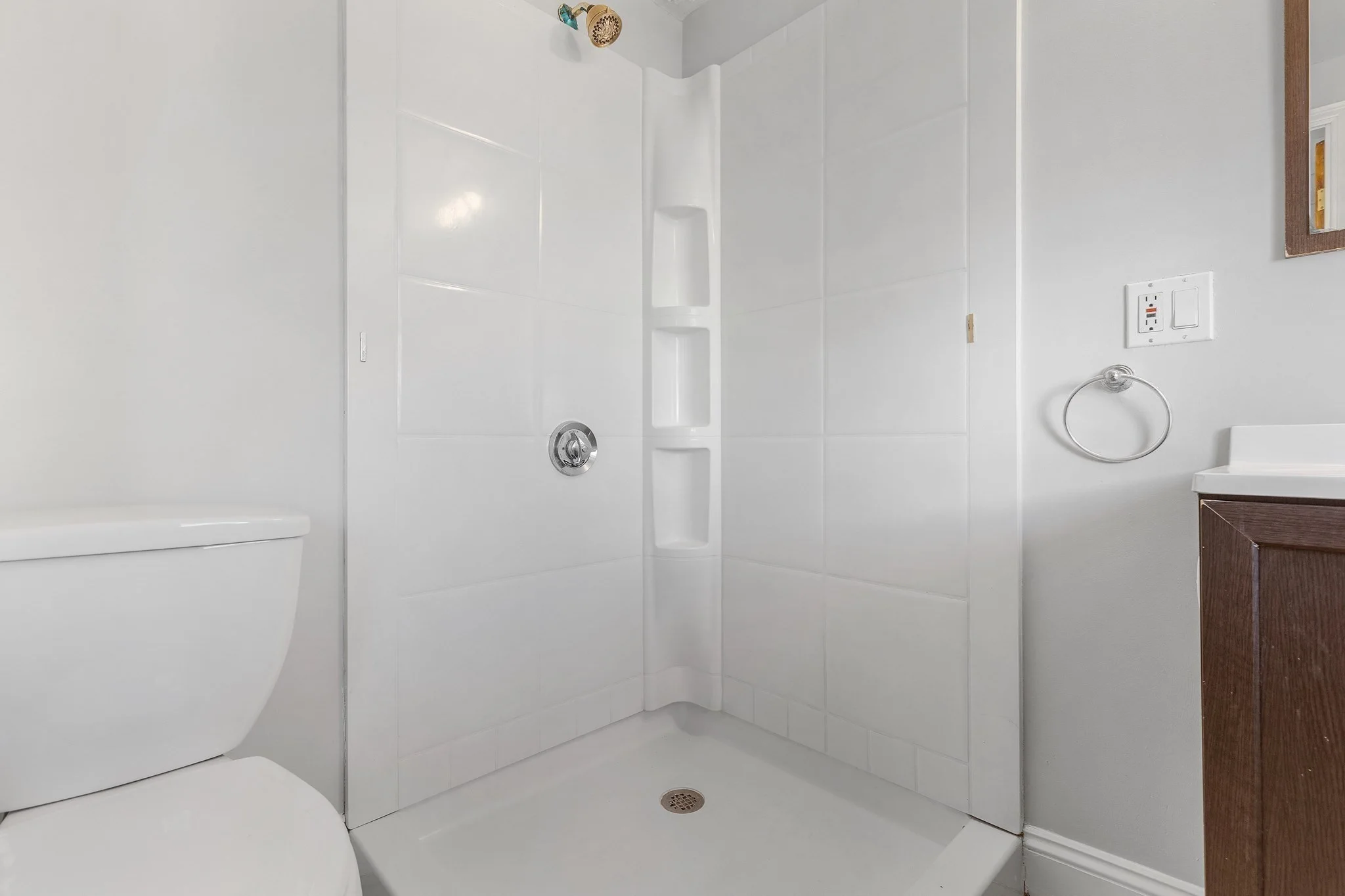 3 bed, 2 bath apartment for rent at 5 Quincy St Unit 1, Arlington — photo 28 of 34
