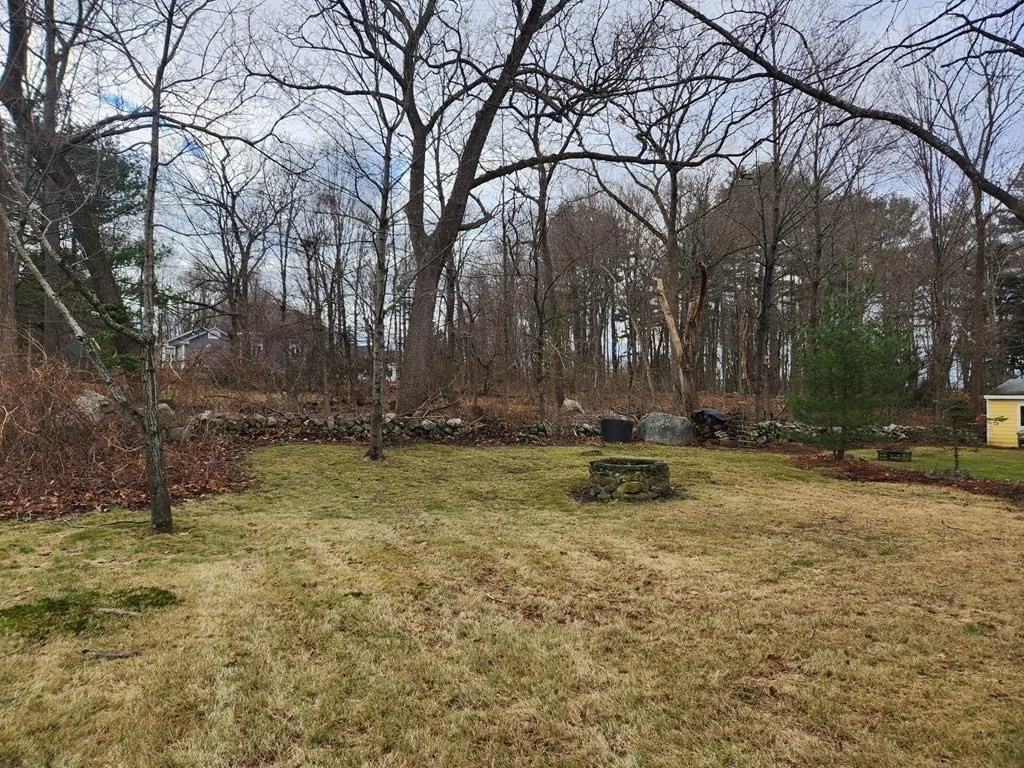 2 bed, 1 bath apartment for rent at 5 Ray St Unit 5, Hopkinton — photo 5 of 15