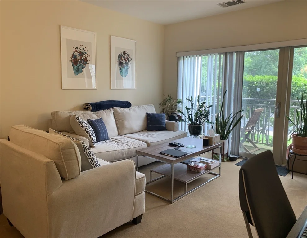 1 bed, 1 bath apartment for rent at 5 Repton Circle Unit 5106, Watertown — photo 8 of 22