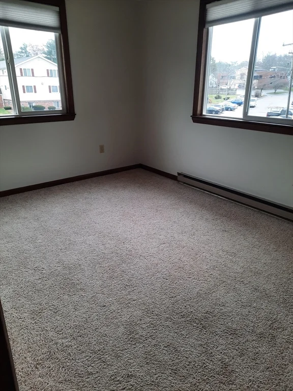 2 bed, 1 bath apartment for rent at 5 Royal Dane Dr Unit 45, Marshfield — photo 5 of 5