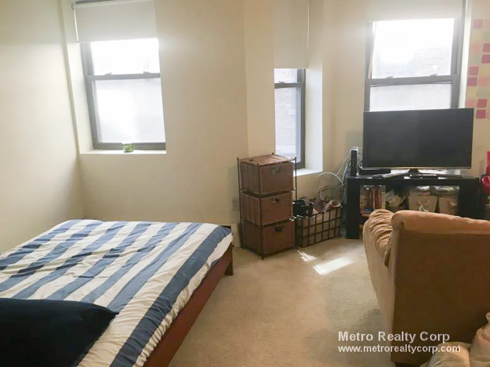 Studio bed, 1 bath apartment for rent at 5 Royce Rd Unit 35, Allston — photo 1 of 11