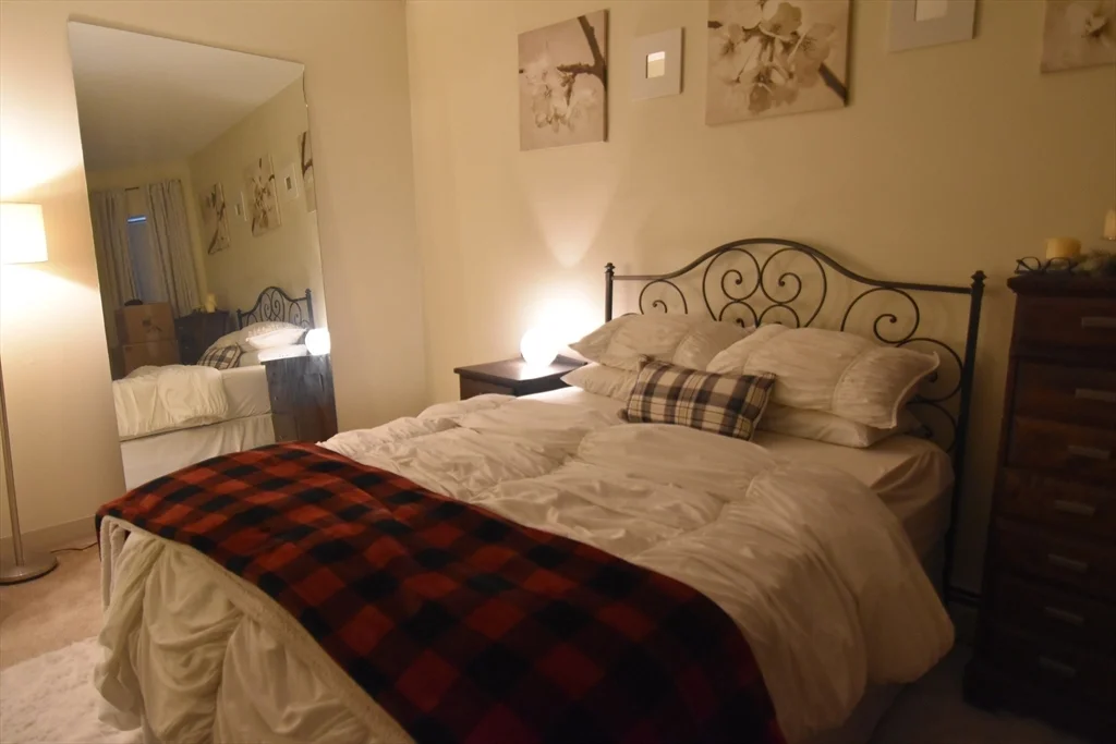 1 bed, 1 bath apartment for rent at 5 Royce Rd Unit 6, Allston — photo 13 of 16