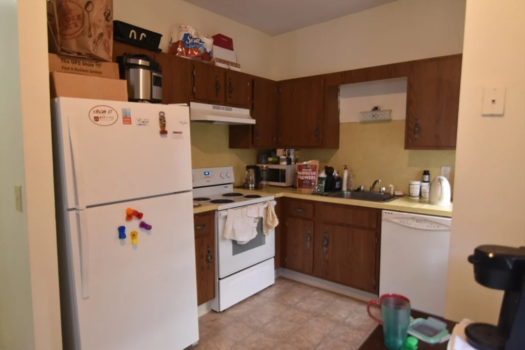 1 bed, 1 bath apartment for rent at 5 Royce Unit 26, Allston — photo 5 of 11