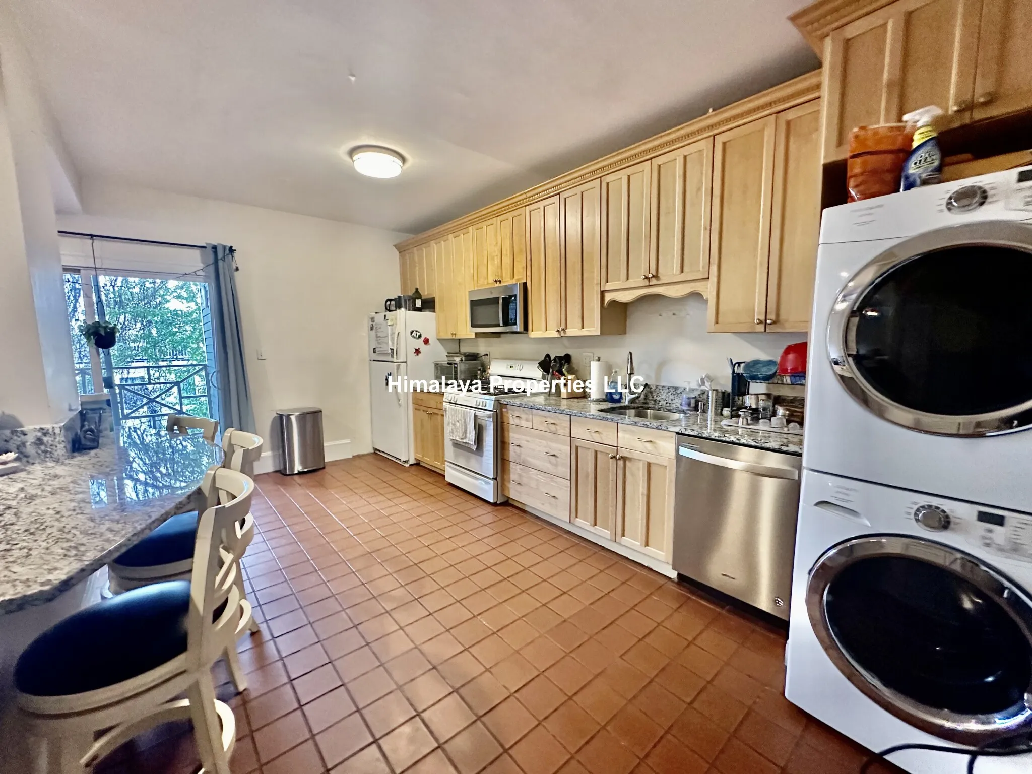 4 bed, 1 bath apartment for rent at 5 Sachem St Unit 2, Mission Hill — photo 1 of 12
