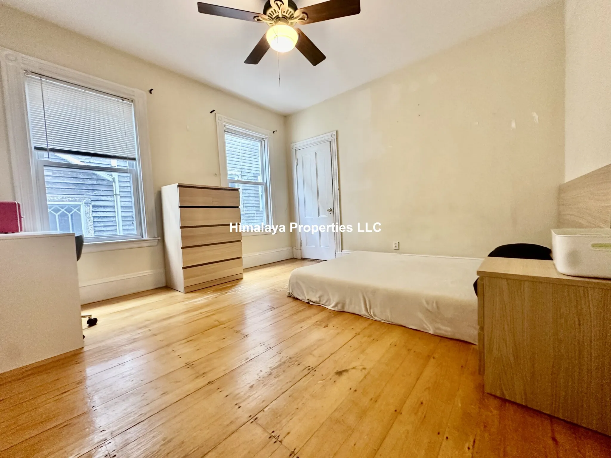 4 bed, 1 bath apartment for rent at 5 Sachem St Unit 2, Mission Hill — photo 7 of 12