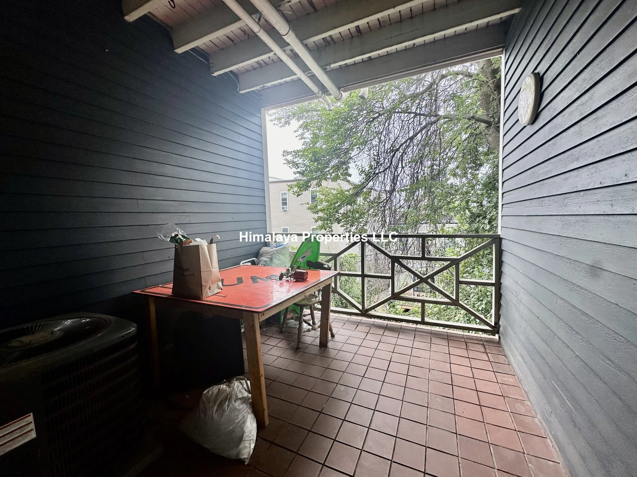 4 bed, 1 bath apartment for rent at 5 Sachem St Unit 2, Mission Hill — photo 11 of 12
