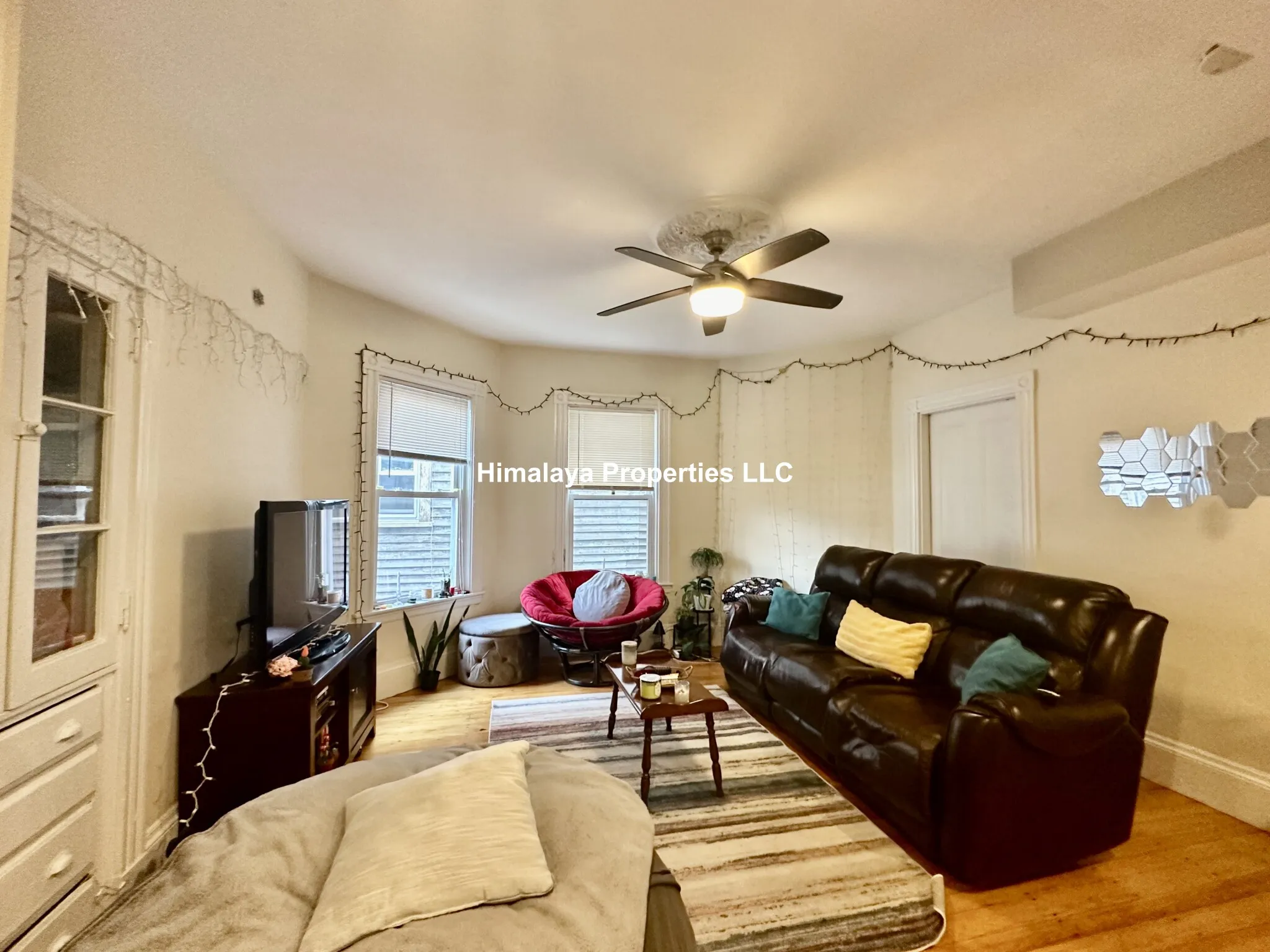4 bed, 1 bath apartment for rent at 5 Sachem St Unit 2, Mission Hill — photo 5 of 12
