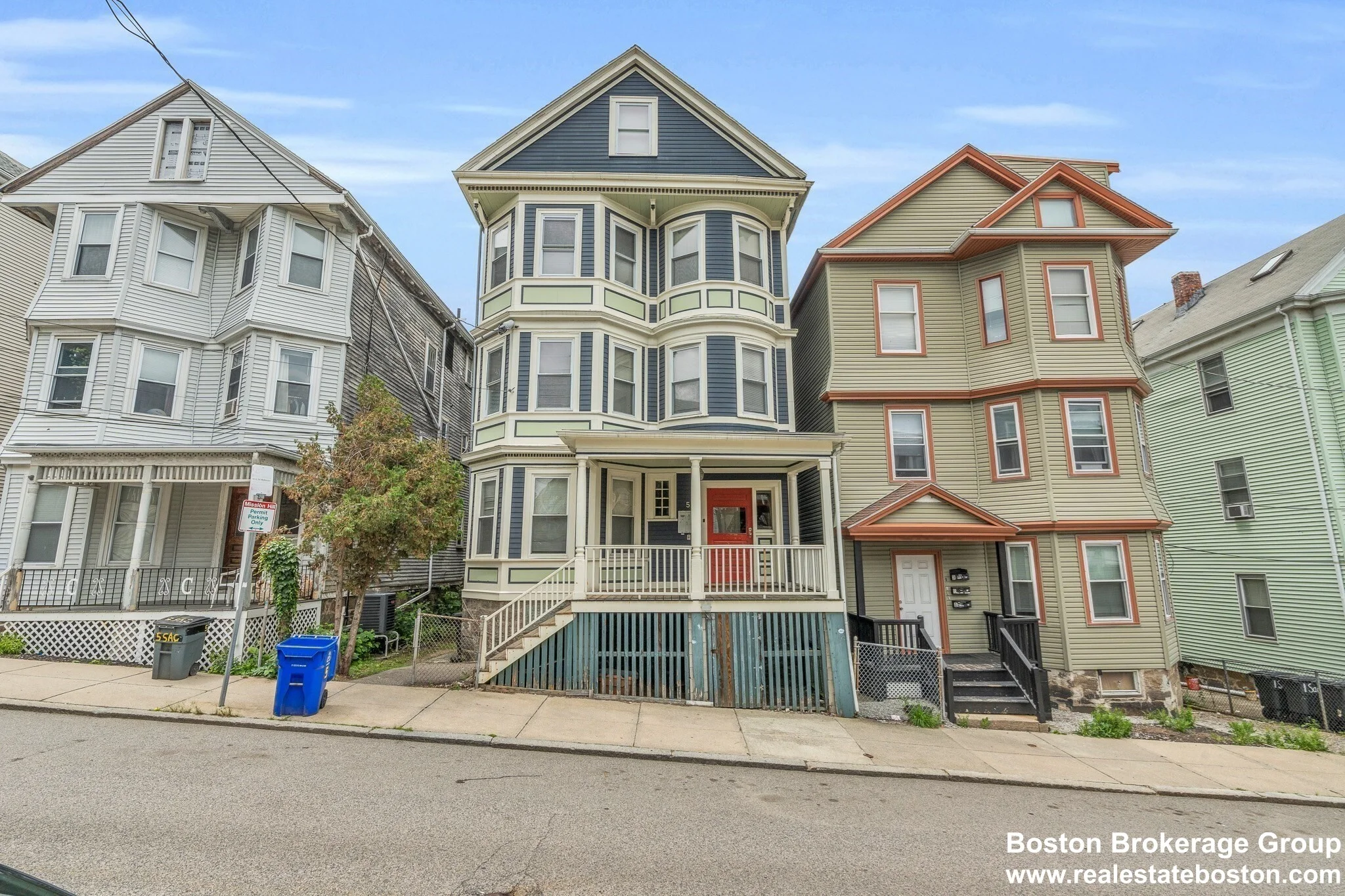 6 bed, 2 bath apartment for rent at 5 Sachem St Unit 3, Mission Hill — photo 20 of 21