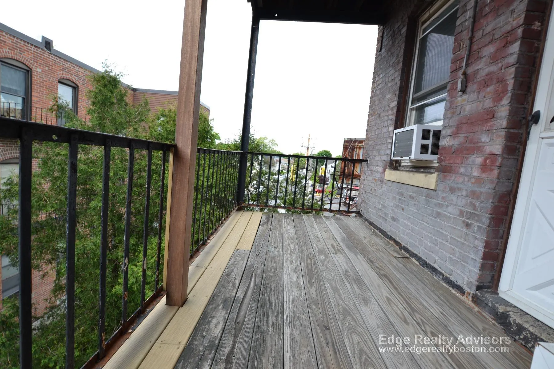 2 bed, 1 bath apartment for rent at 5 Saybrook St Unit 3, Oak Square — photo 9 of 9