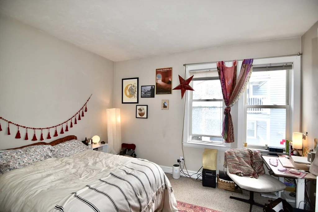2 bed, 1 bath apartment for rent at 5 Sea View Ter Unit 3, Dorchester — photo 5 of 16