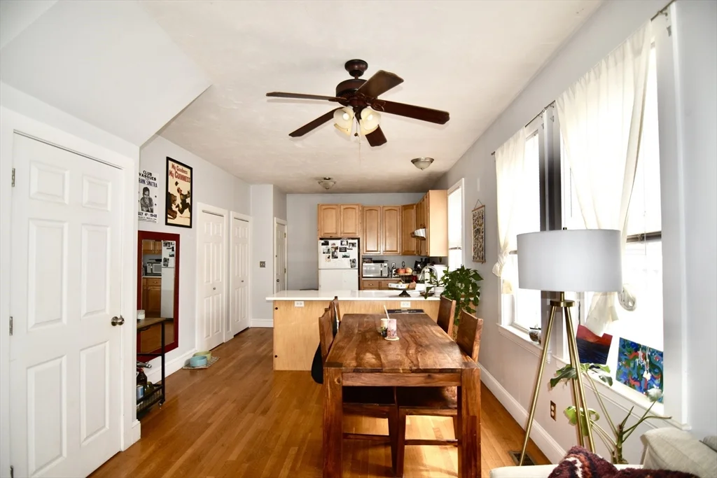 2 bed, 1 bath apartment for rent at 5 Sea View Ter Unit 3, Dorchester — photo 2 of 16