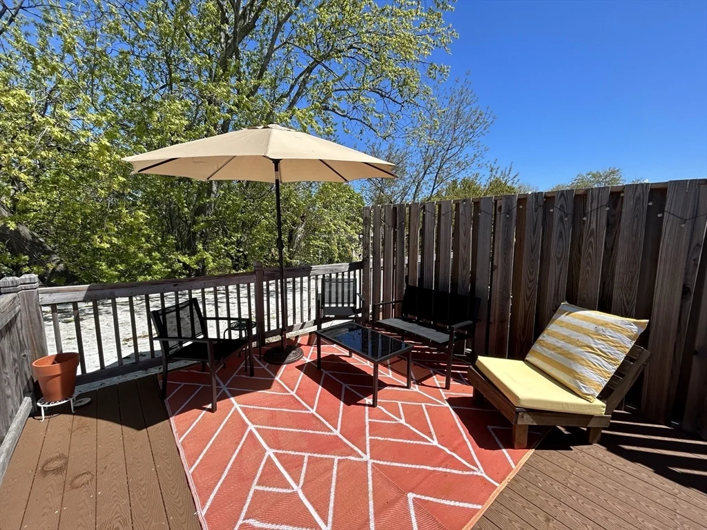 2 bed, 1 bath apartment for rent at 5 Sea View Ter Unit 3, Dorchester — photo 1 of 16
