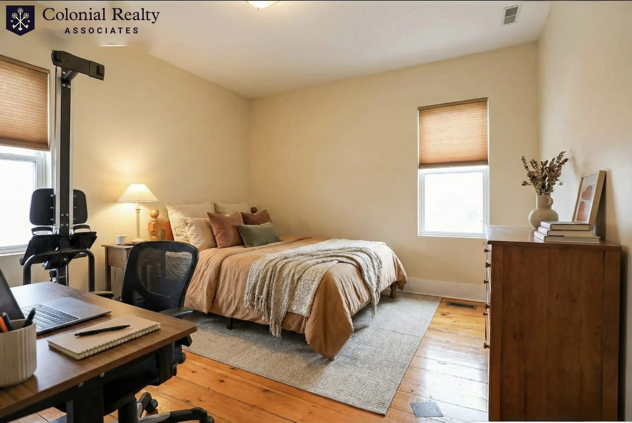 3 bed, 2 bath apartment for rent at 5 Smythe St Unit 03, Boylston Street — photo 2 of 8