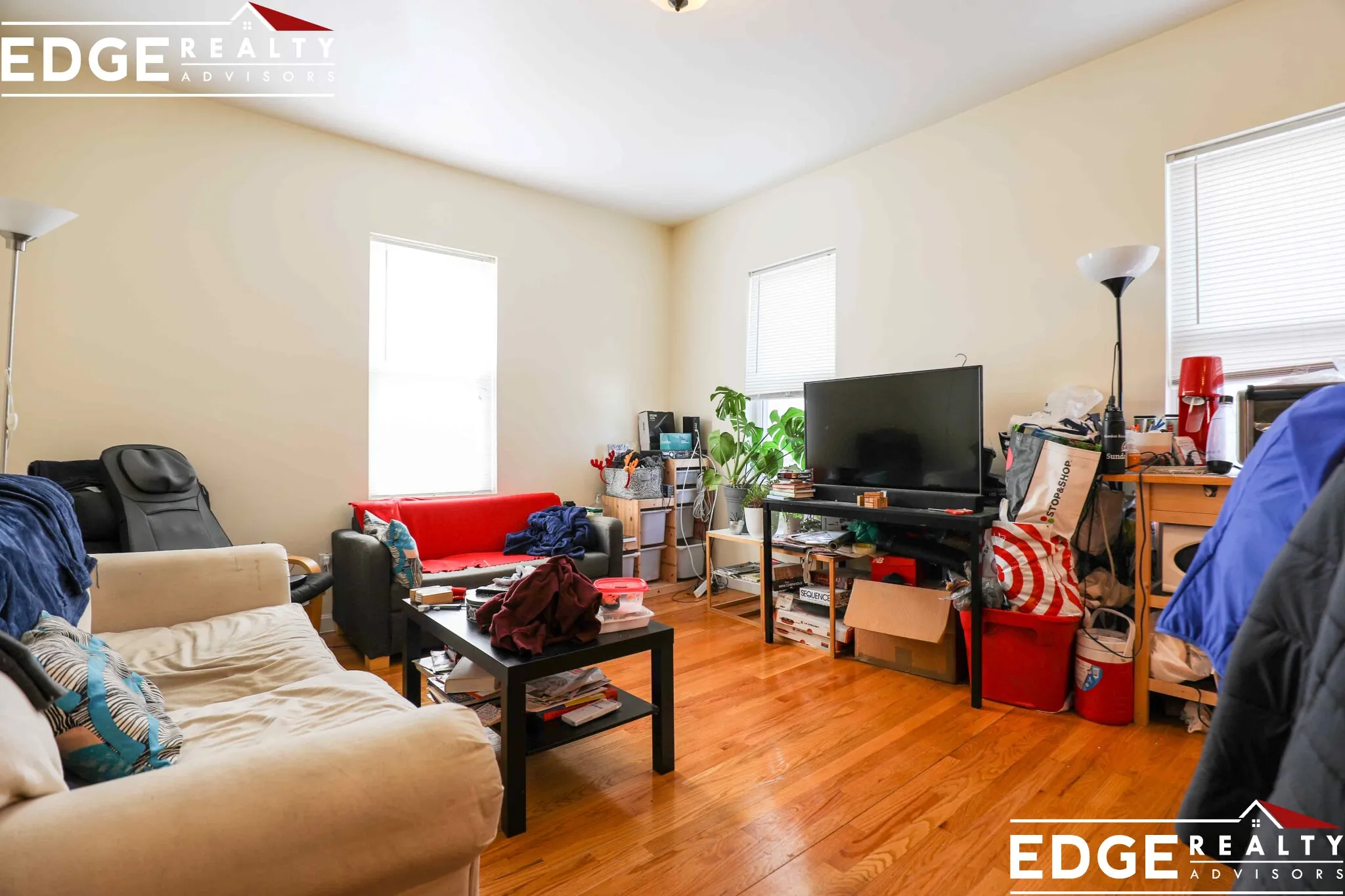 3 bed, 2 bath apartment for rent at 5 Smythe St Unit 3, Boylston Street — photo 3 of 11