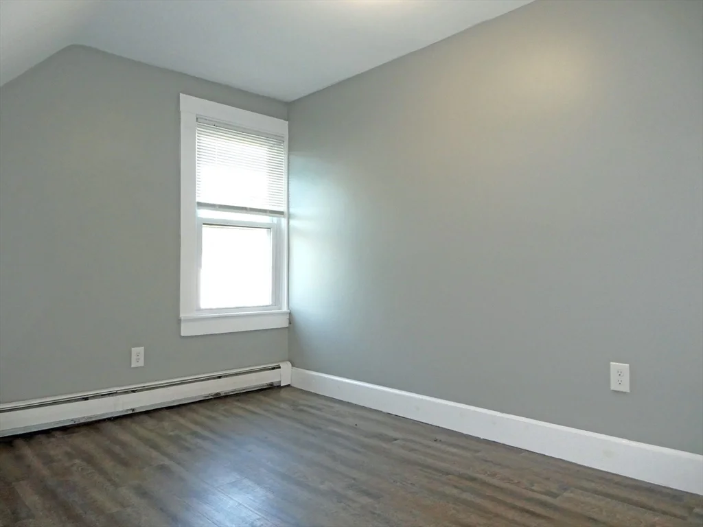 2 bed, 1 bath apartment for rent at 5 Southwick St Unit 3, Middleboro — photo 10 of 18