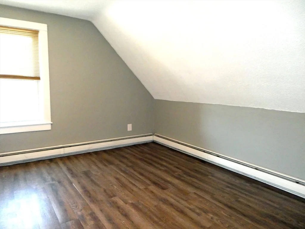 2 bed, 1 bath apartment for rent at 5 Southwick St Unit 3, Middleboro — photo 9 of 18