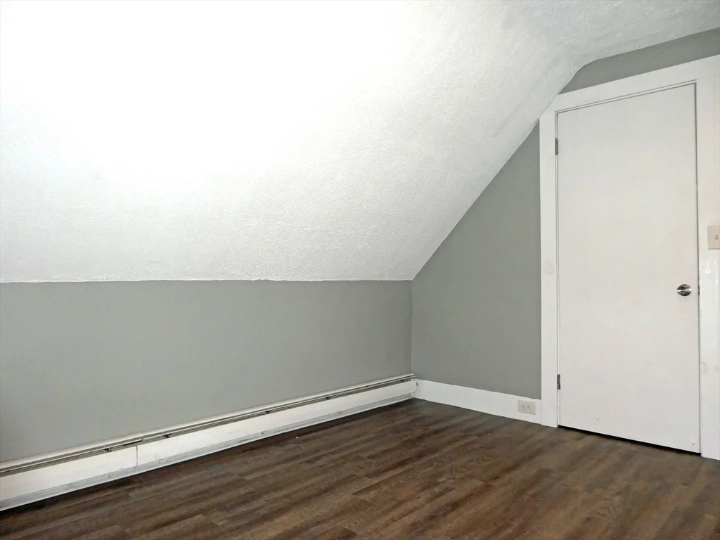 2 bed, 1 bath apartment for rent at 5 Southwick St Unit 3, Middleboro — photo 12 of 18
