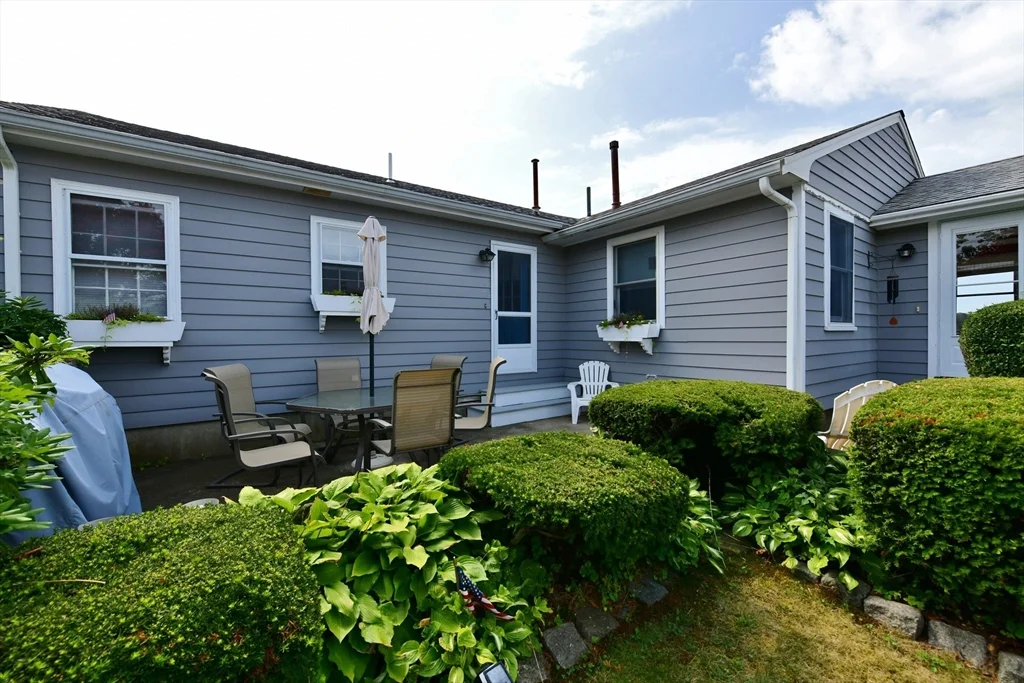 2 bed, 2 bath apartment for rent at 5 Spindrift Ln Unit WINTER, Gray Gables — photo 11 of 34