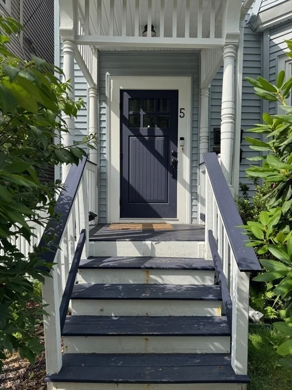 2 bed, 1 bath apartment for rent at 5 Spring Park Ave Unit 1, Jamaica Plain