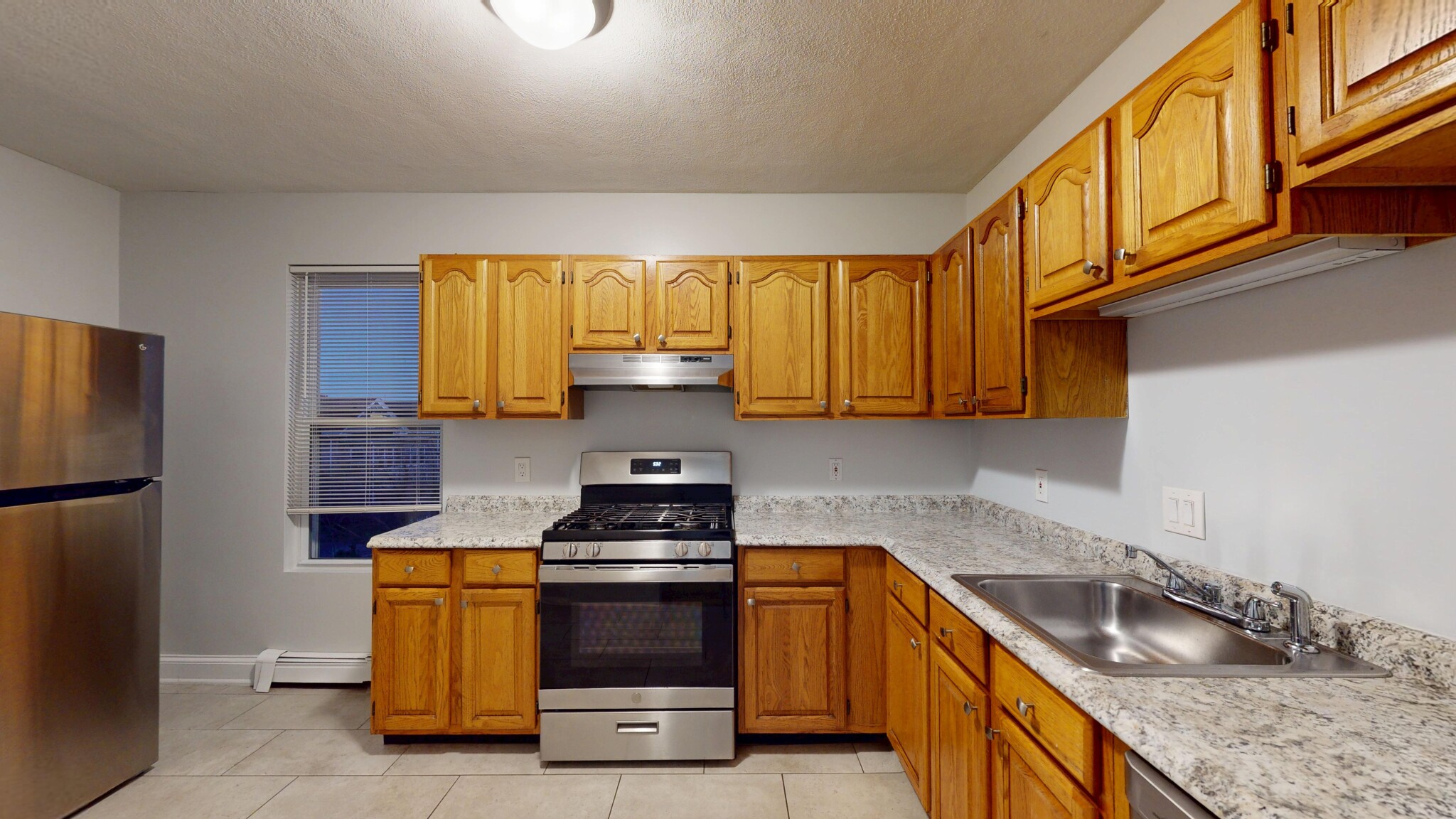 5 bed, 2 bath apartment for rent at 5 Stafford St Unit 2, Roxbury — photo 2 of 21