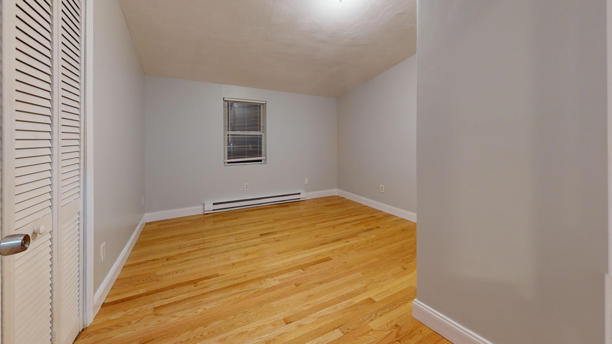 5 bed, 2 bath apartment for rent at 5 Stafford St Unit 2, Roxbury — photo 15 of 21