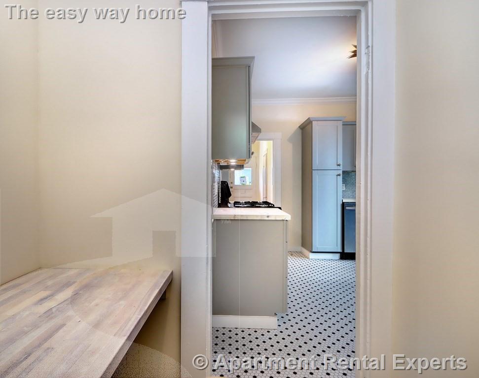 2 bed, 1 bath apartment for rent at 5 Stanford Ter, Porter Square — photo 3 of 20