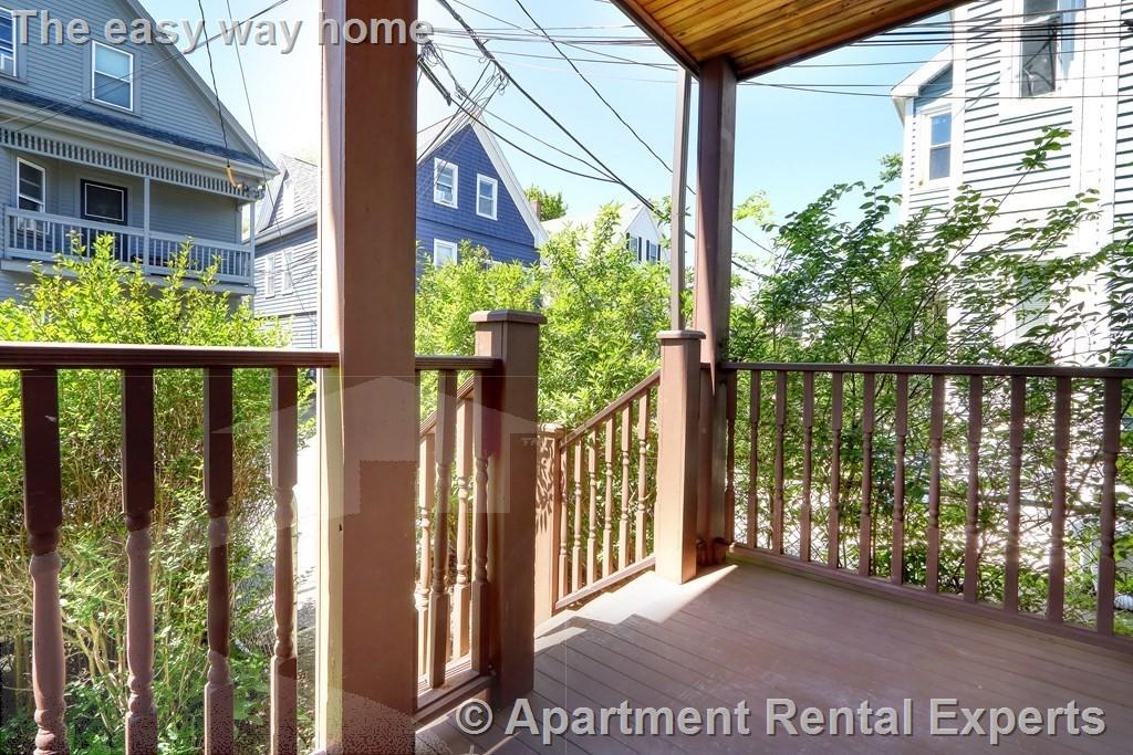 2 bed, 1 bath apartment for rent at 5 Stanford Ter, Porter Square — photo 17 of 20