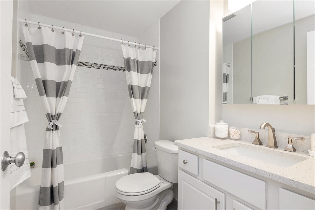 1 bed, 1 bath apartment for rent at 5 Stonehill Dr Unit 5G, Stoneham — photo 8 of 10