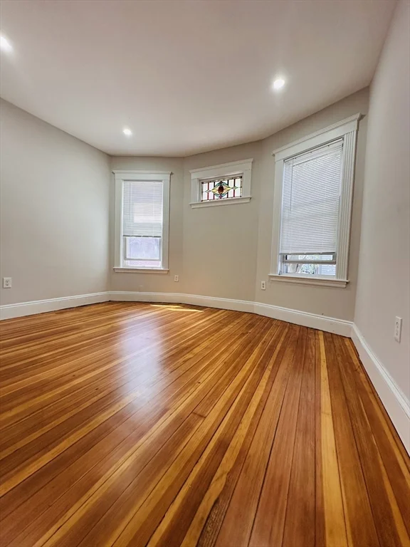 3 bed, 1 bath apartment for rent at 5 Sumner Sq Unit 1, Dorchester — photo 6 of 9