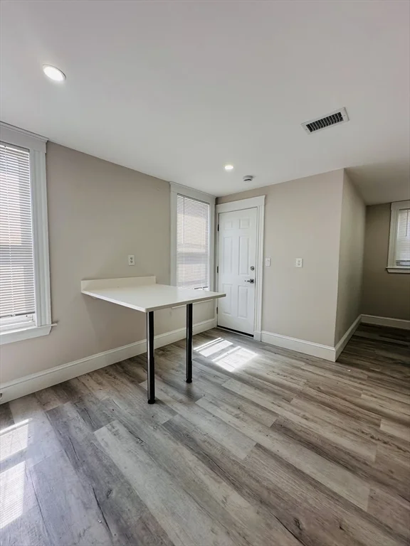 3 bed, 1 bath apartment for rent at 5 Sumner Sq Unit 1, Dorchester — photo 2 of 9