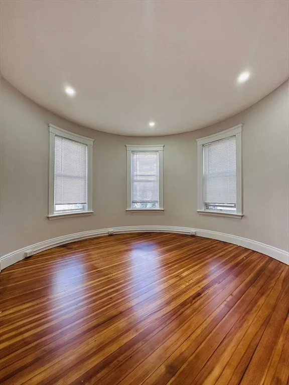 3 bed, 1 bath apartment for rent at 5 Sumner Sq Unit 1, Dorchester — photo 4 of 9