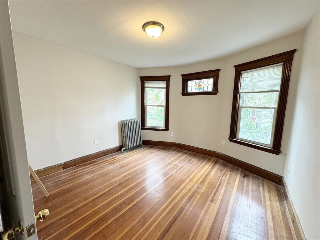 3 bed, 1 bath apartment for rent at 5 Sumner Sq Unit 3, Dorchester — photo 5 of 7