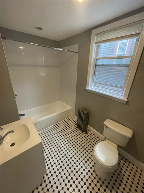 2 bed, 1 bath apartment for rent at 5 Sunset St Unit 1, Coolidge Corner — photo 3 of 7