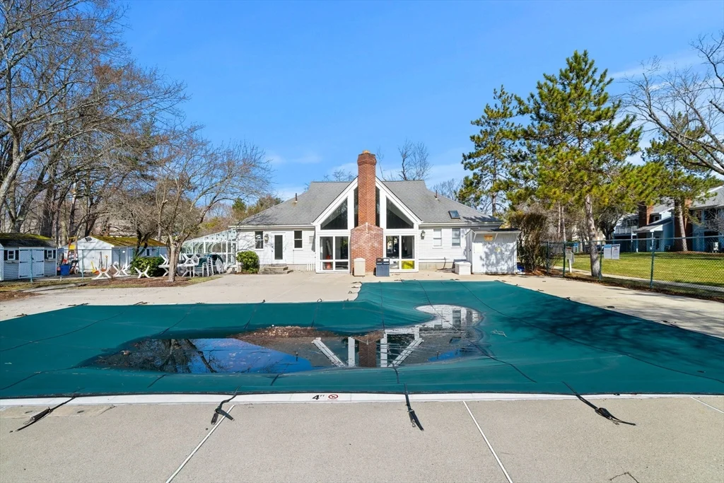 2 bed, 1 bath apartment for rent at 5 Thoreau Ct Unit 21, Natick — photo 22 of 25