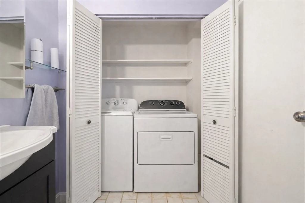 2 bed, 1 bath apartment for rent at 5 Thoreau Ct Unit 21, Natick — photo 14 of 25