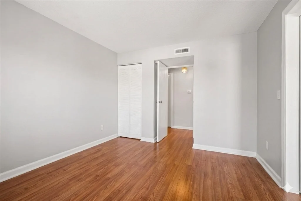 2 bed, 1 bath apartment for rent at 5 Thoreau Ct Unit 21, Natick — photo 16 of 25