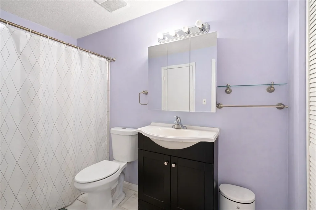 2 bed, 1 bath apartment for rent at 5 Thoreau Ct Unit 21, Natick — photo 13 of 25