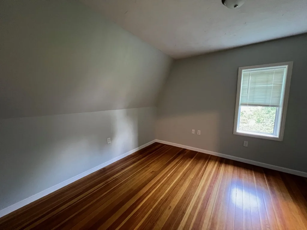 3 bed, 1 bath apartment for rent at 5 Tibbetts St Unit R, Natick — photo 7 of 11