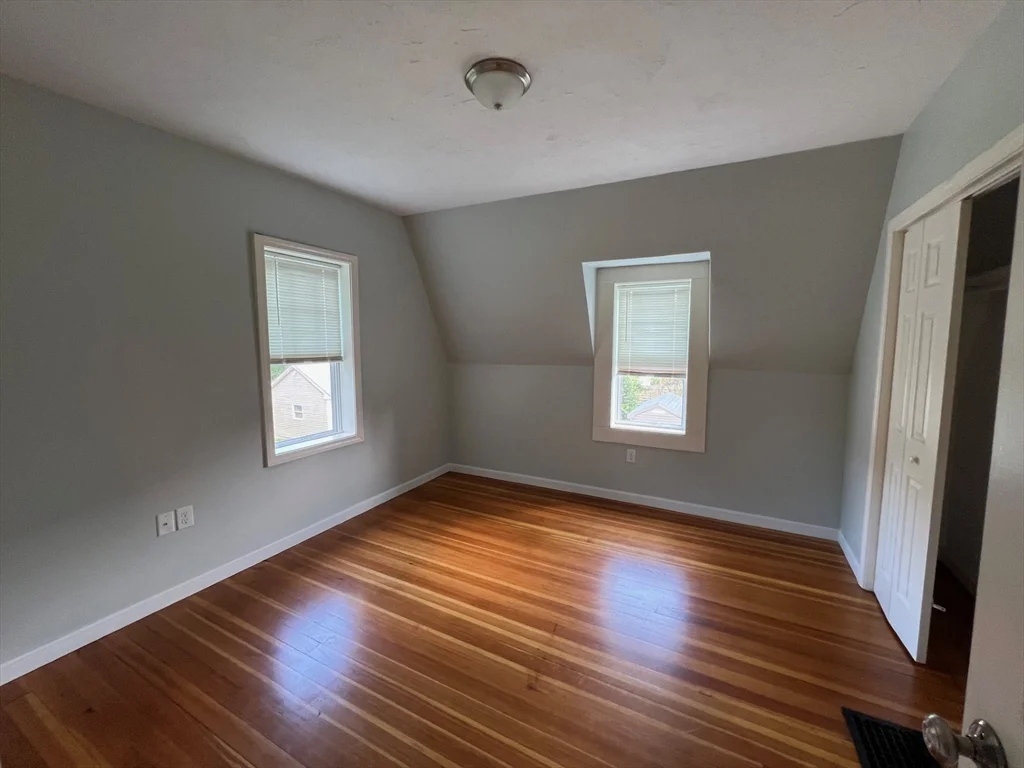 3 bed, 1 bath apartment for rent at 5 Tibbetts St Unit R, Natick — photo 6 of 11