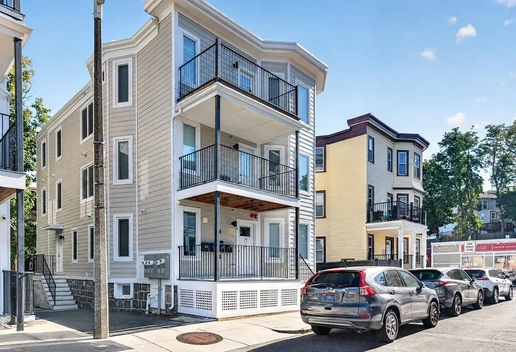 3 bed, 3 bath apartment for rent at 5 Tovar St Unit 1R, Dorchester