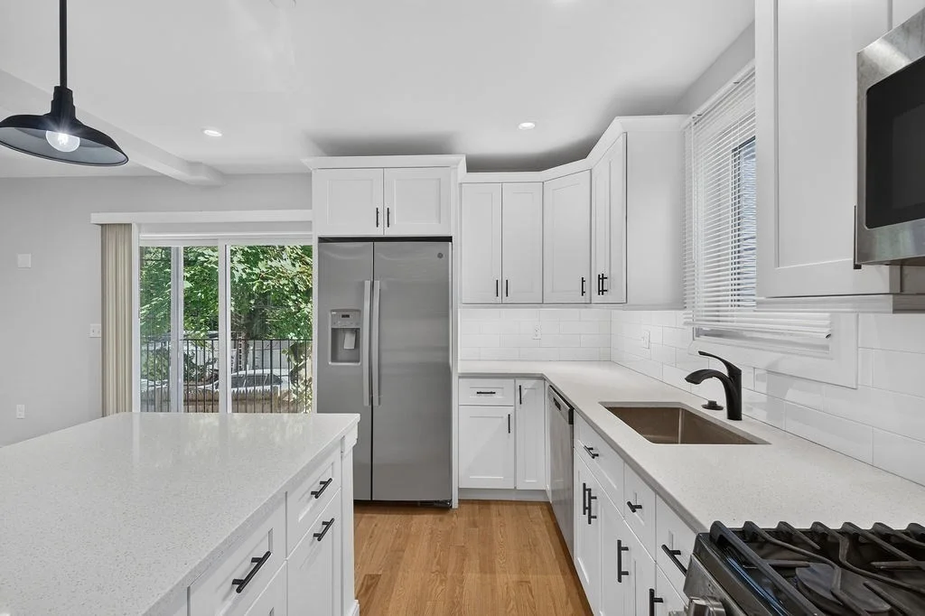 3 bed, 3 bath apartment for rent at 5 Tovar St Unit 1R, Dorchester — photo 3 of 22