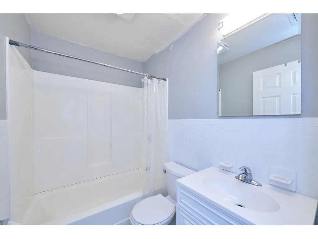 3 bed, 1 bath apartment for rent at 5 Transit St Unit 2, South Boston — photo 10 of 14