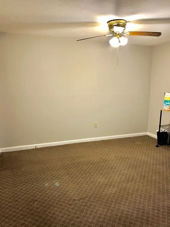 1 bed, 1 bath apartment for rent at 5 Turnpike Rd Unit 116, Townsend — photo 3 of 16