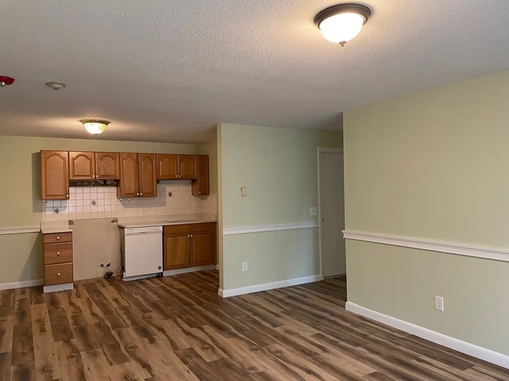 2 bed, 1 bath apartment for rent at 5 Turnpike Rd Unit 122, Townsend — photo 3 of 23