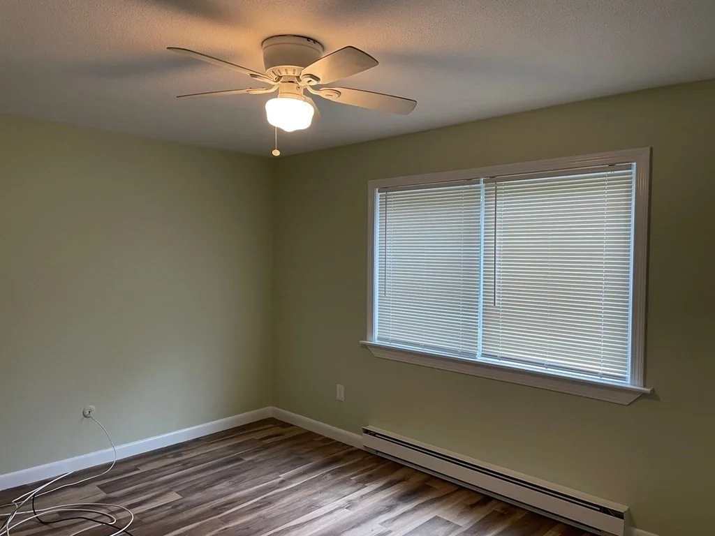 2 bed, 1 bath apartment for rent at 5 Turnpike Rd Unit 122, Townsend — photo 7 of 23