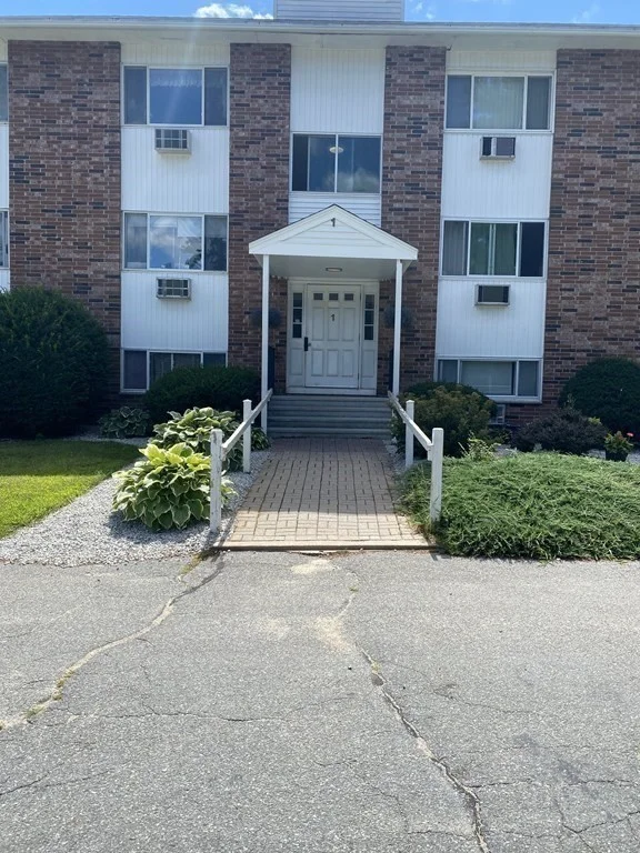1 bed, 1 bath apartment for rent at 5 Turnpike Rd Unit 136, Townsend — photo 14 of 15